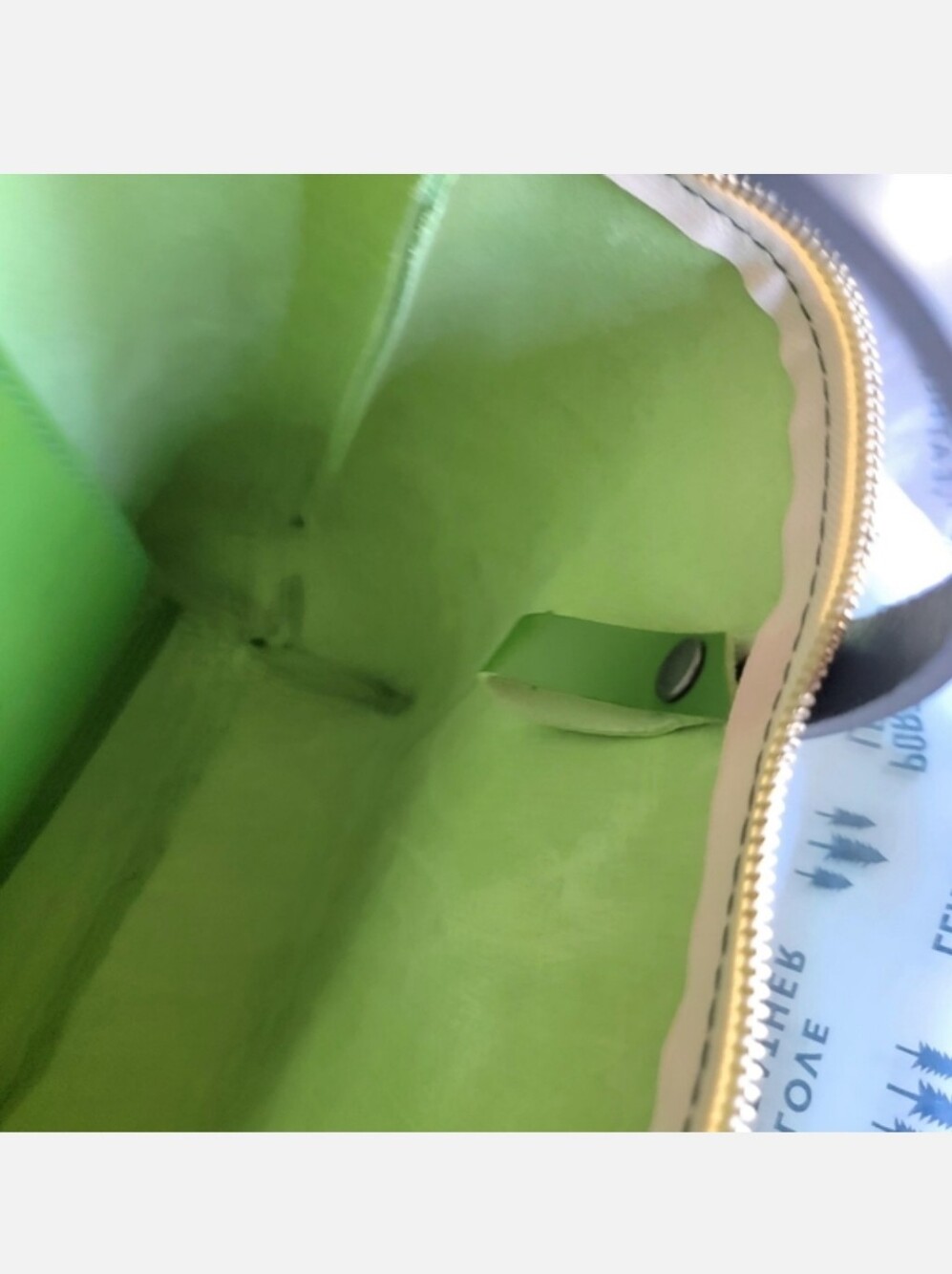 PORTLAND LEATHER GOODS PLG Green Apple Large Zippered Tote NEW - Picture 11 of 12